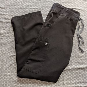 FIGS kade cargo scrub pants XS/petite